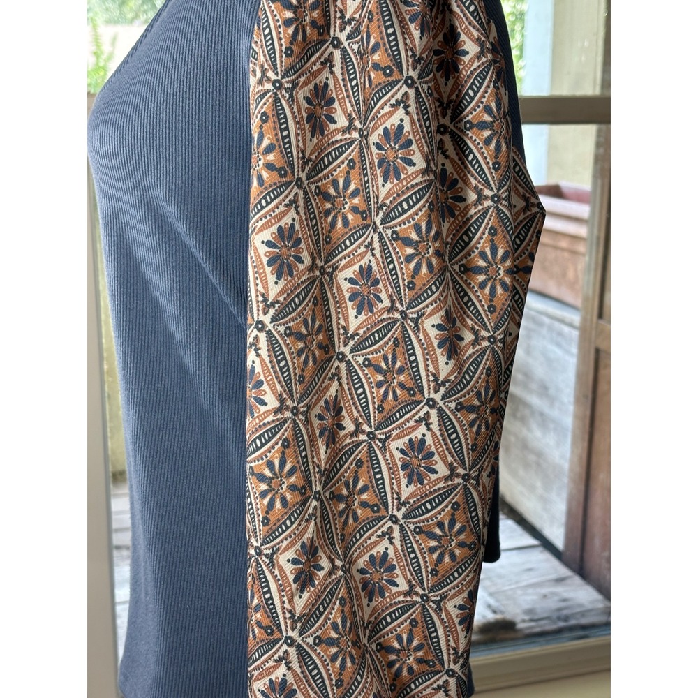 Dolan Left Coast Collection Blue Ribbed Knit‎ Top Patterned Balloon Sleeves - Picture 3 of 8